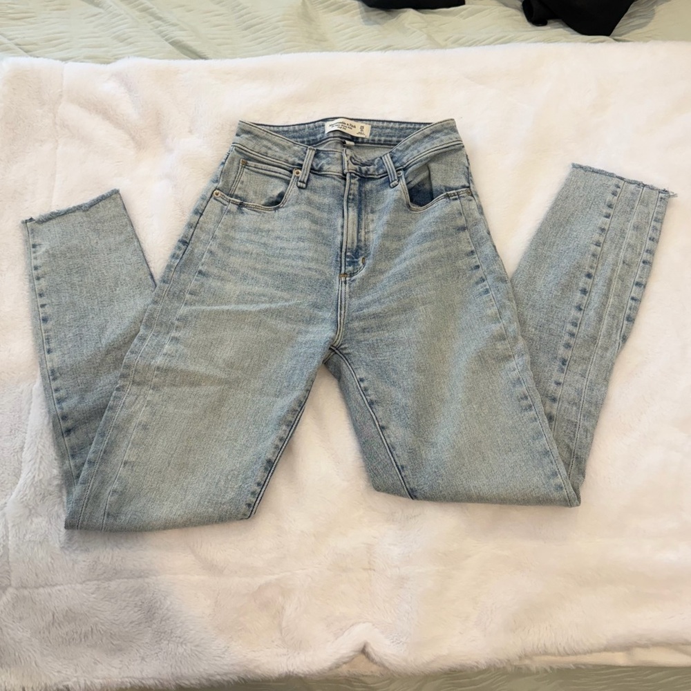 A&F High-Rise Skinny Ankle Jeans